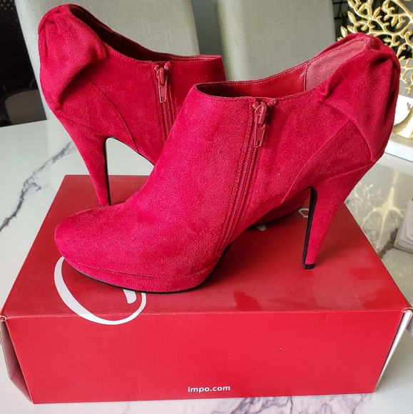 Brand New Red Heels - Picture 1 of 3